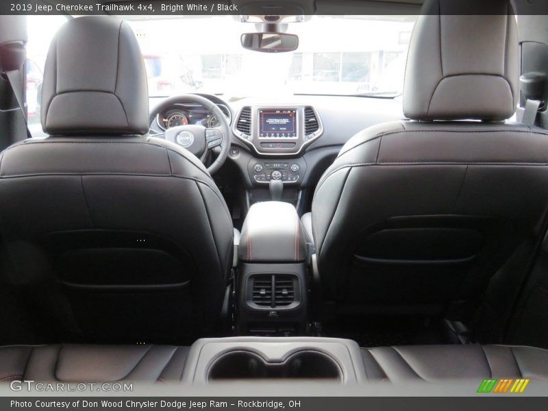 Bright White / Black 2019 Jeep Cherokee Trailhawk 4x4