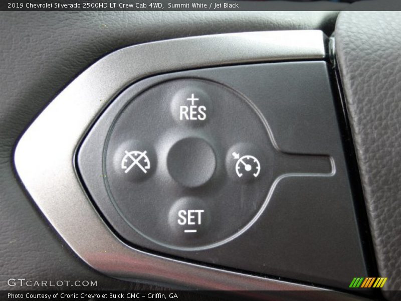 Summit White / Jet Black 2019 Chevrolet Silverado 2500HD LT Crew Cab 4WD
