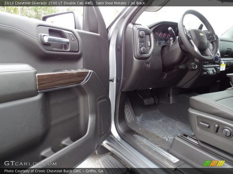 Satin Steel Metallic / Jet Black 2019 Chevrolet Silverado 1500 LT Double Cab 4WD