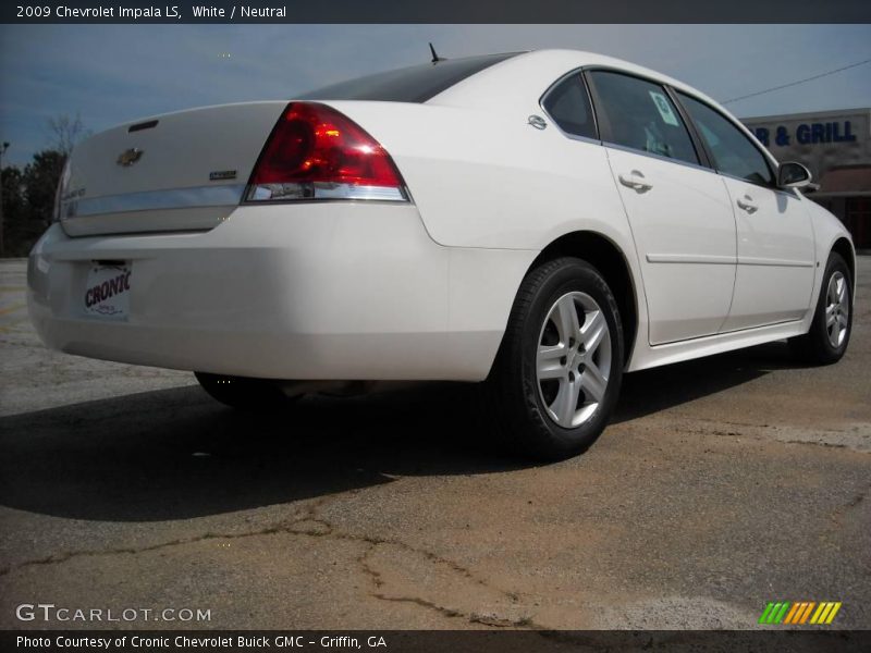 White / Neutral 2009 Chevrolet Impala LS