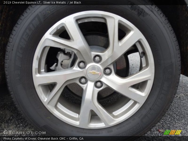 Silver Ice Metallic / Jet Black 2019 Chevrolet Equinox LT