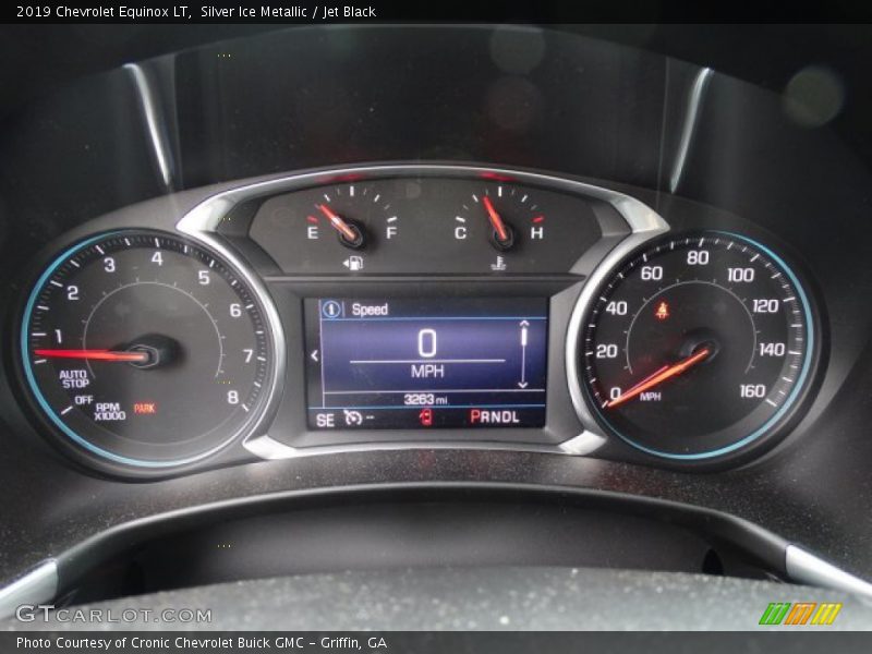 Silver Ice Metallic / Jet Black 2019 Chevrolet Equinox LT