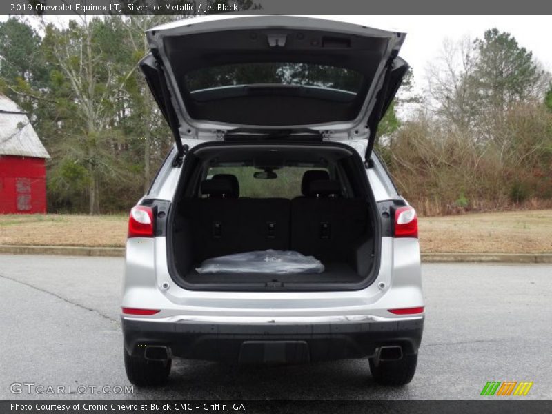 Silver Ice Metallic / Jet Black 2019 Chevrolet Equinox LT