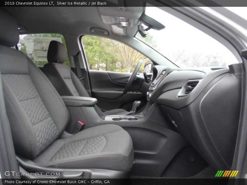 Silver Ice Metallic / Jet Black 2019 Chevrolet Equinox LT