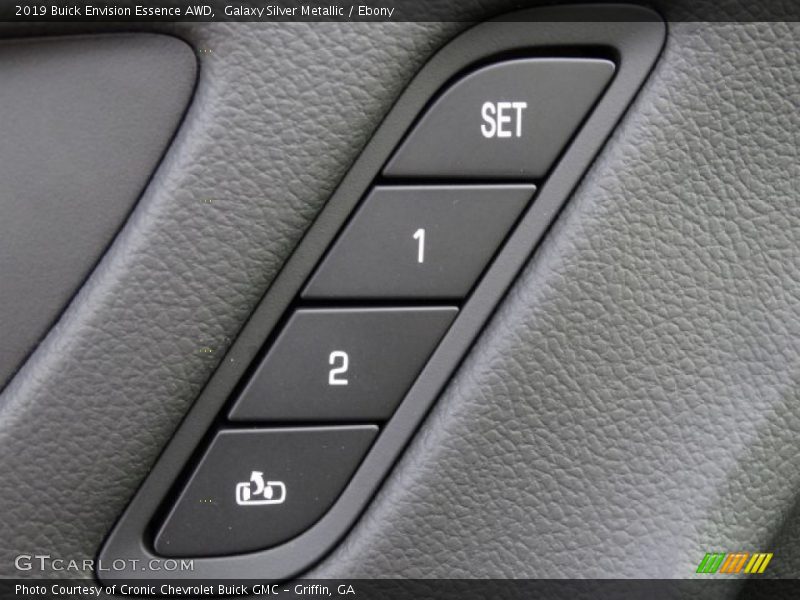 Galaxy Silver Metallic / Ebony 2019 Buick Envision Essence AWD