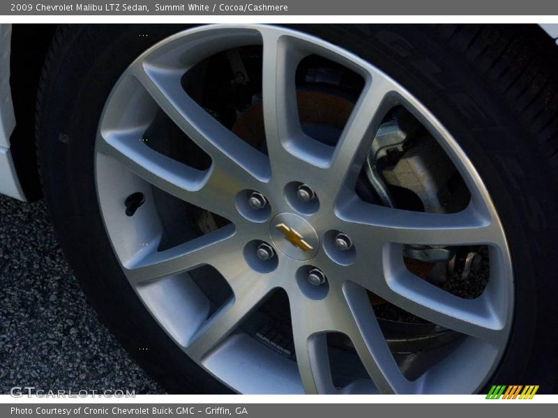 Summit White / Cocoa/Cashmere 2009 Chevrolet Malibu LTZ Sedan