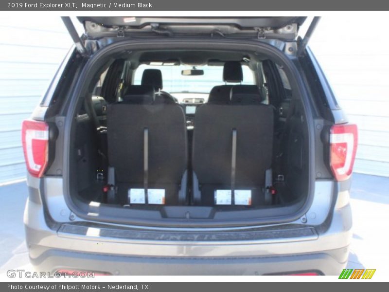 Magnetic / Medium Black 2019 Ford Explorer XLT