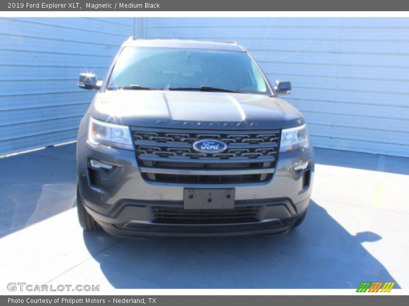 Magnetic / Medium Black 2019 Ford Explorer XLT