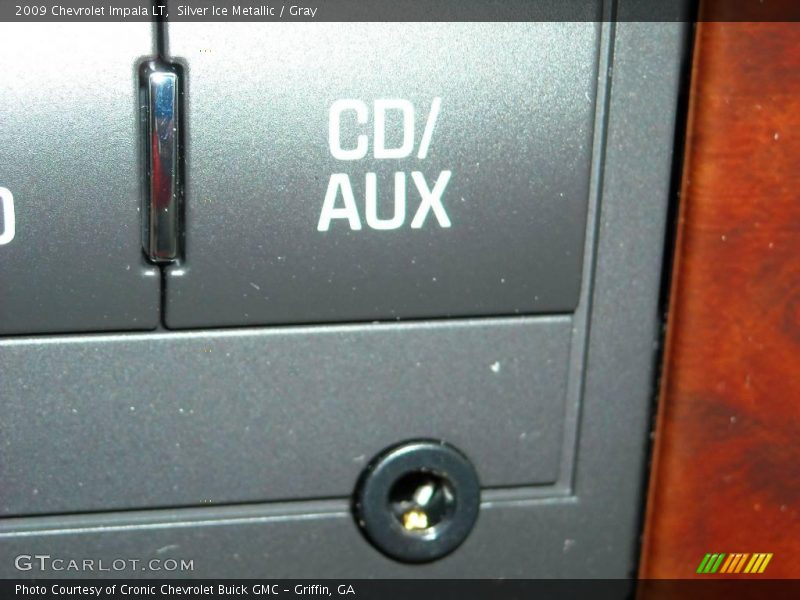 Silver Ice Metallic / Gray 2009 Chevrolet Impala LT