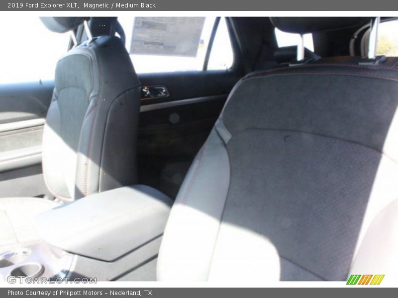 Magnetic / Medium Black 2019 Ford Explorer XLT