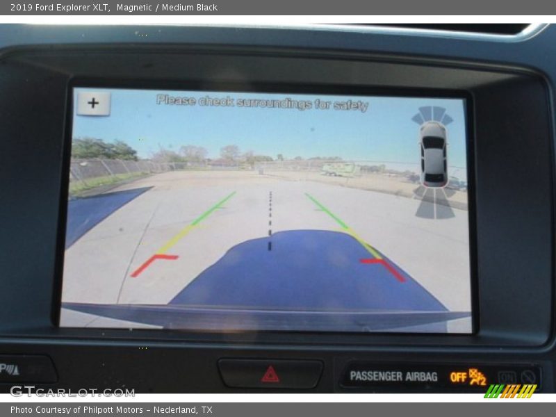 Magnetic / Medium Black 2019 Ford Explorer XLT