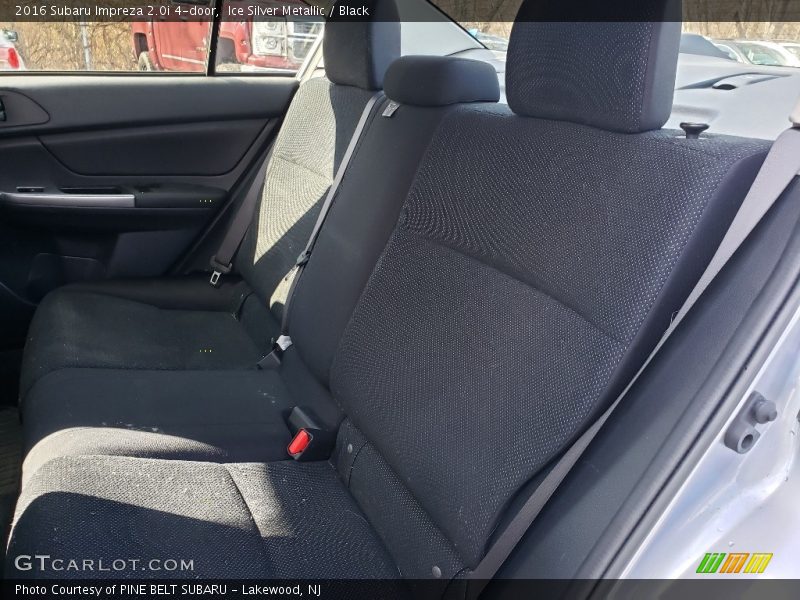 Ice Silver Metallic / Black 2016 Subaru Impreza 2.0i 4-door