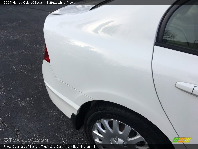 Taffeta White / Ivory 2007 Honda Civic LX Sedan