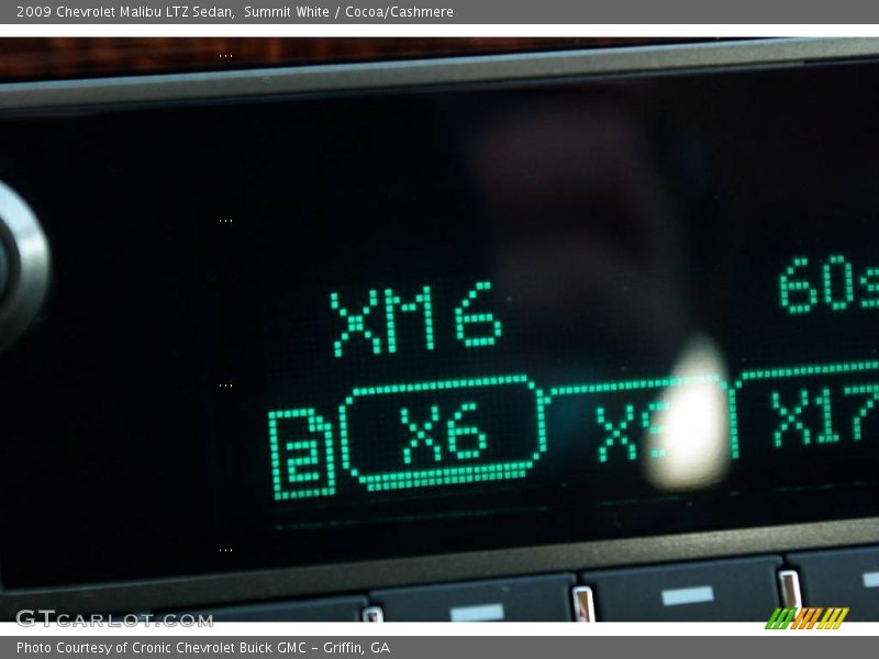 Summit White / Cocoa/Cashmere 2009 Chevrolet Malibu LTZ Sedan