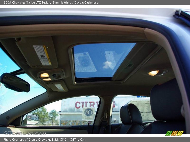 Summit White / Cocoa/Cashmere 2009 Chevrolet Malibu LTZ Sedan