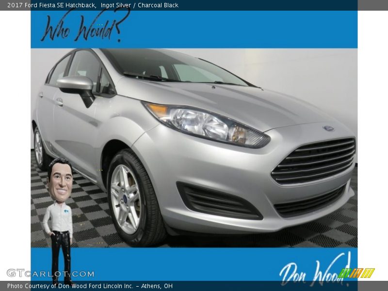 Ingot Silver / Charcoal Black 2017 Ford Fiesta SE Hatchback