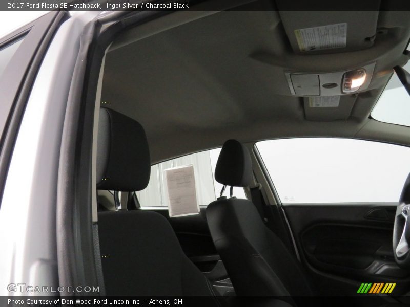 Ingot Silver / Charcoal Black 2017 Ford Fiesta SE Hatchback