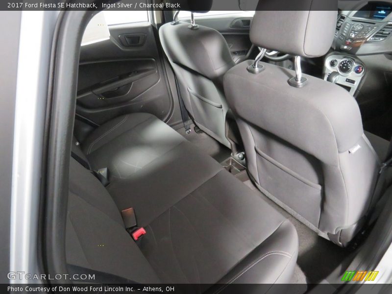Ingot Silver / Charcoal Black 2017 Ford Fiesta SE Hatchback