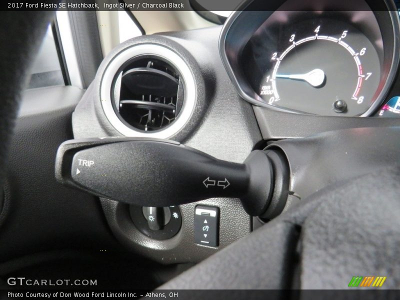 Ingot Silver / Charcoal Black 2017 Ford Fiesta SE Hatchback