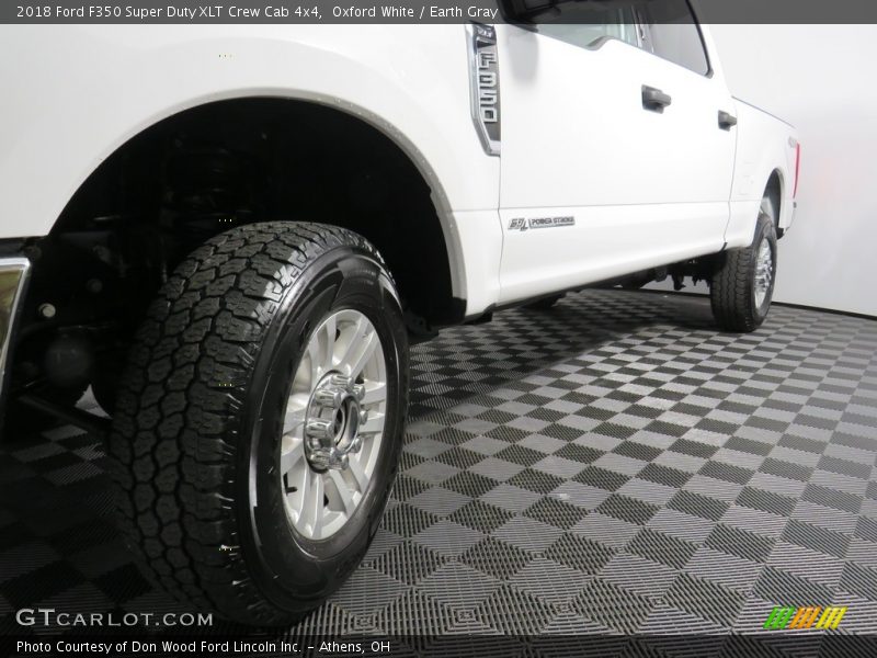 Oxford White / Earth Gray 2018 Ford F350 Super Duty XLT Crew Cab 4x4