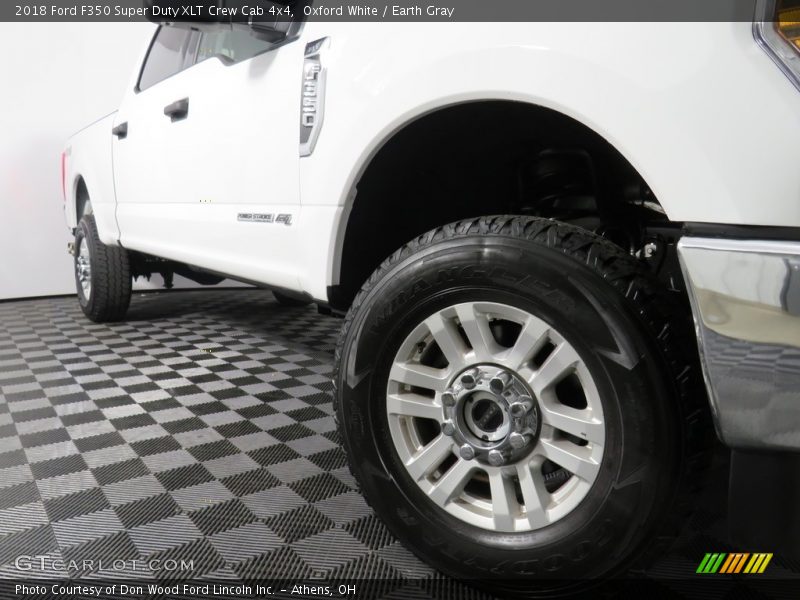 Oxford White / Earth Gray 2018 Ford F350 Super Duty XLT Crew Cab 4x4