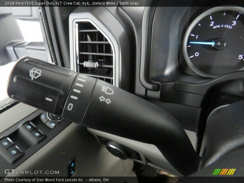 Oxford White / Earth Gray 2018 Ford F350 Super Duty XLT Crew Cab 4x4