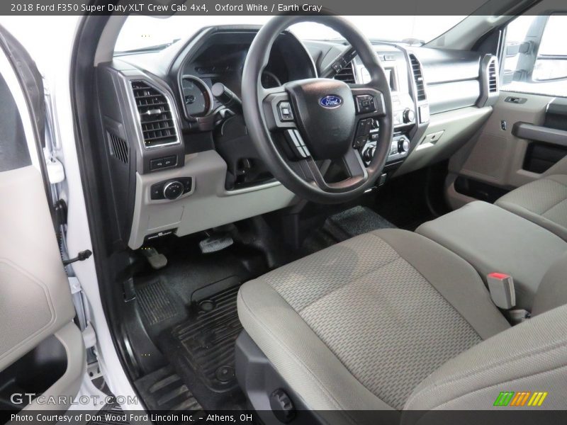 Oxford White / Earth Gray 2018 Ford F350 Super Duty XLT Crew Cab 4x4