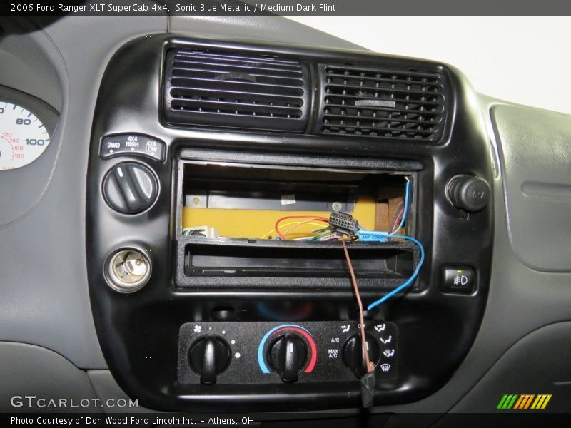 Sonic Blue Metallic / Medium Dark Flint 2006 Ford Ranger XLT SuperCab 4x4