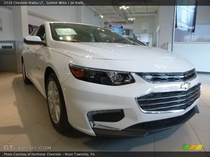 Summit White / Jet Black 2018 Chevrolet Malibu LT