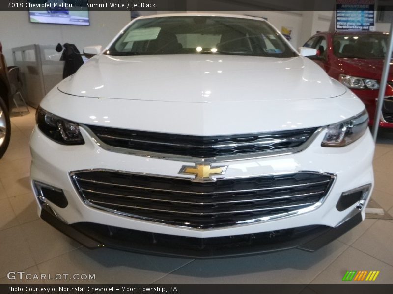 Summit White / Jet Black 2018 Chevrolet Malibu LT