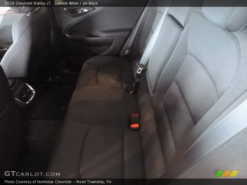 Summit White / Jet Black 2018 Chevrolet Malibu LT
