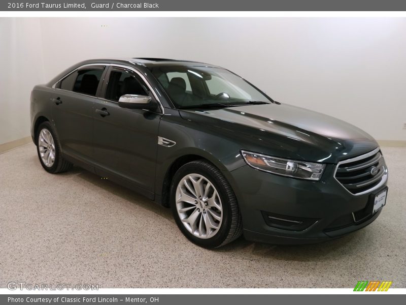 Guard / Charcoal Black 2016 Ford Taurus Limited