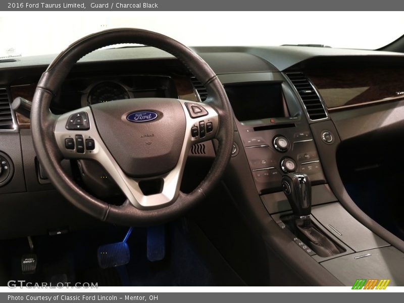 Guard / Charcoal Black 2016 Ford Taurus Limited