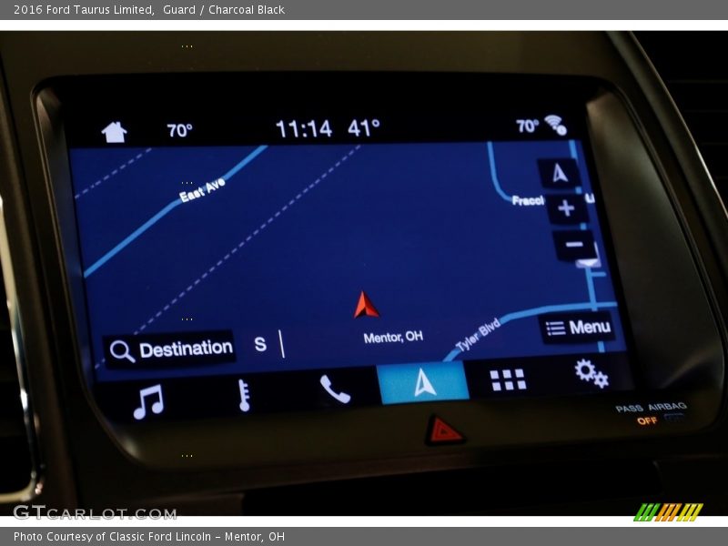 Guard / Charcoal Black 2016 Ford Taurus Limited