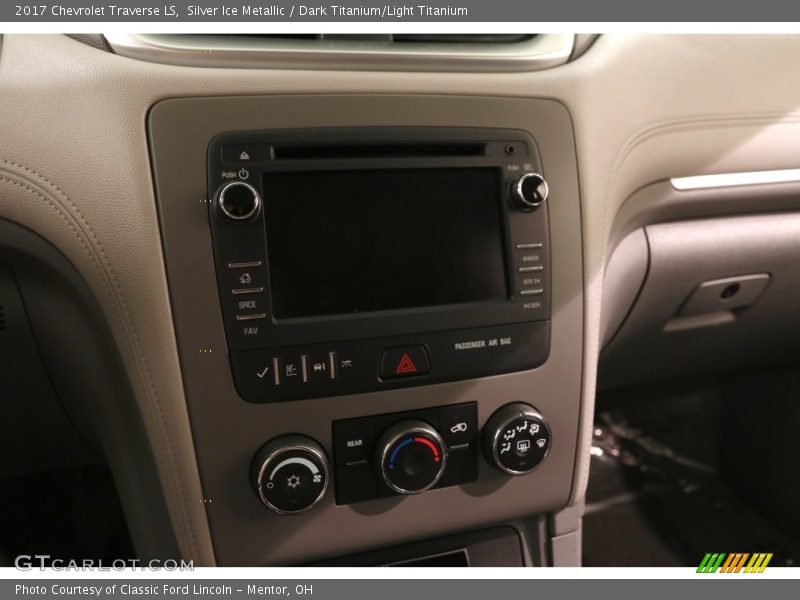 Silver Ice Metallic / Dark Titanium/Light Titanium 2017 Chevrolet Traverse LS