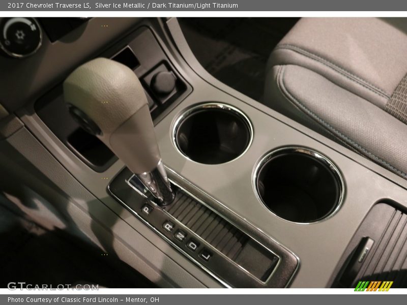Silver Ice Metallic / Dark Titanium/Light Titanium 2017 Chevrolet Traverse LS