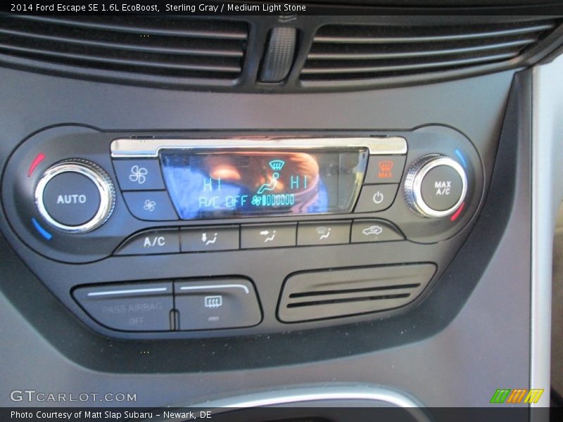 Sterling Gray / Medium Light Stone 2014 Ford Escape SE 1.6L EcoBoost