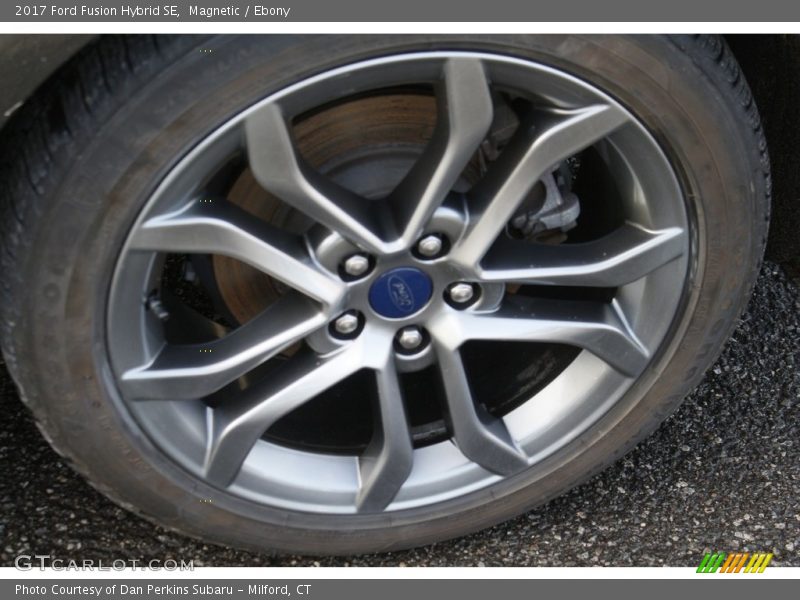 Magnetic / Ebony 2017 Ford Fusion Hybrid SE