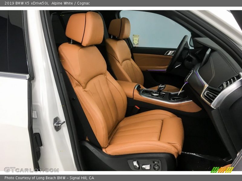 Alpine White / Cognac 2019 BMW X5 xDrive50i