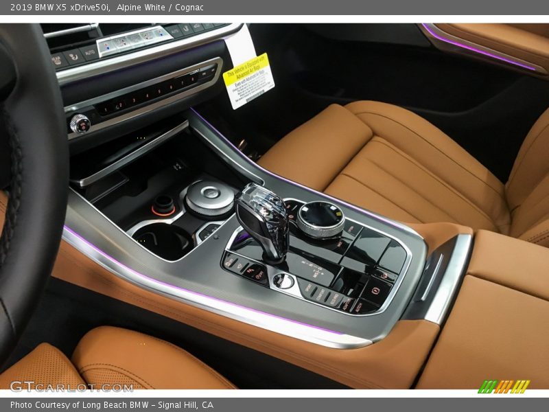 Alpine White / Cognac 2019 BMW X5 xDrive50i