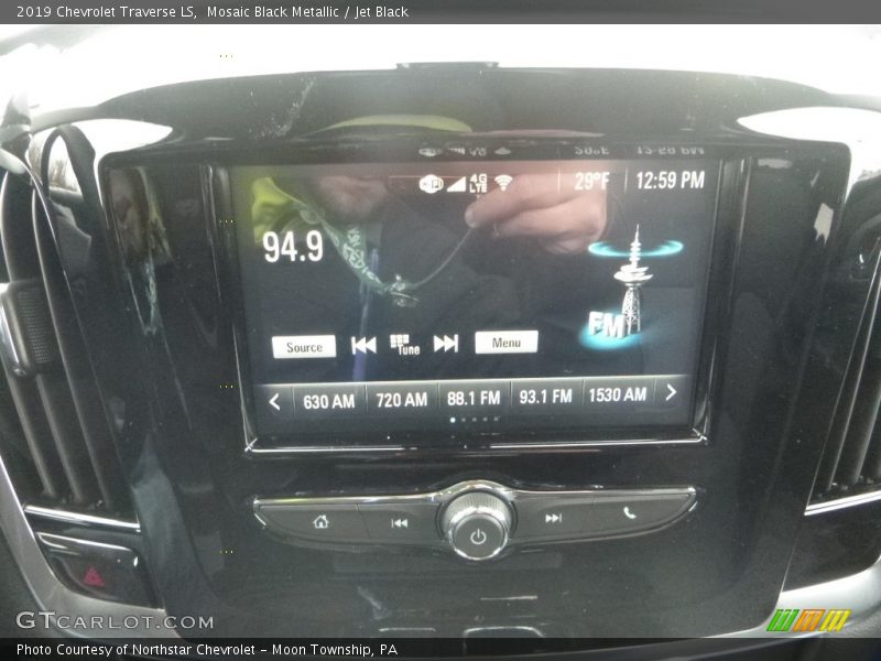 Mosaic Black Metallic / Jet Black 2019 Chevrolet Traverse LS