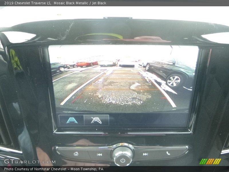 Mosaic Black Metallic / Jet Black 2019 Chevrolet Traverse LS