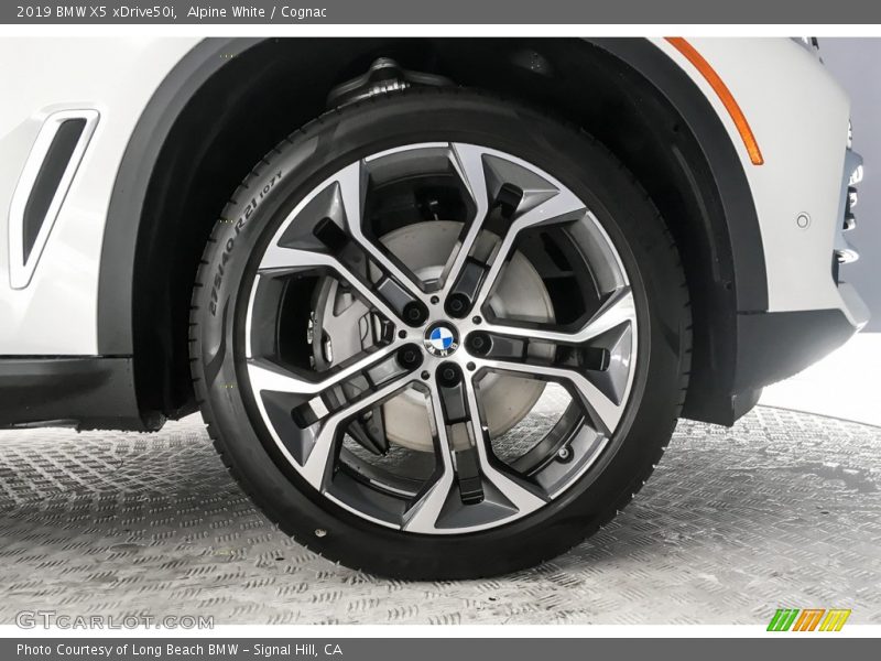 Alpine White / Cognac 2019 BMW X5 xDrive50i