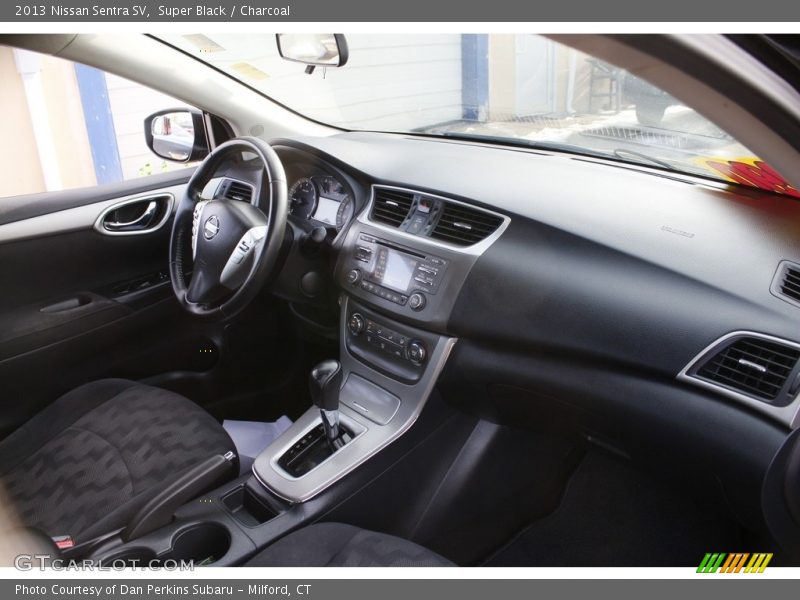 Super Black / Charcoal 2013 Nissan Sentra SV
