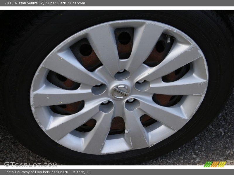 Super Black / Charcoal 2013 Nissan Sentra SV