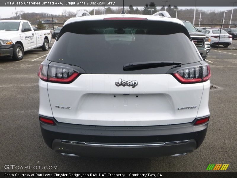 Bright White / Black/Ski Grey 2019 Jeep Cherokee Limited 4x4