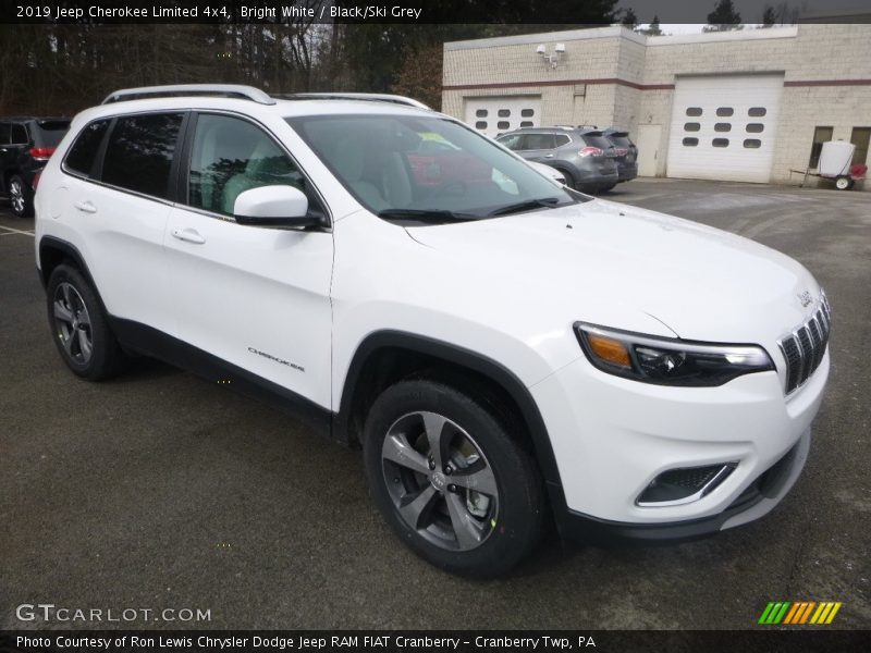 Bright White / Black/Ski Grey 2019 Jeep Cherokee Limited 4x4