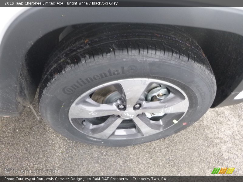 Bright White / Black/Ski Grey 2019 Jeep Cherokee Limited 4x4