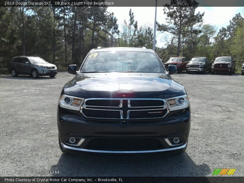 DB Black / Light Frost Beige/Black 2019 Dodge Durango SXT