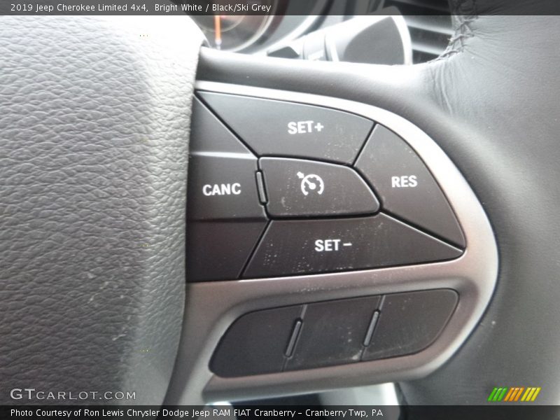 Bright White / Black/Ski Grey 2019 Jeep Cherokee Limited 4x4